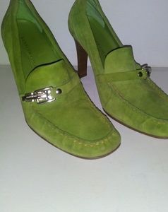 Kenneth Cole suede heels